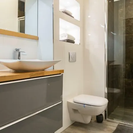 Brzezicki Apartament Centrum Апартаменты *